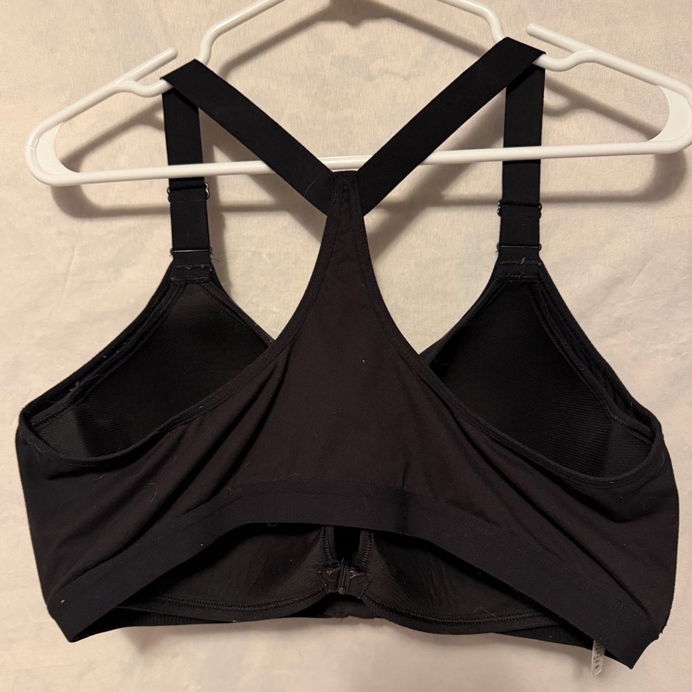 Victoria's Secret Black Zip-Front Sports Bra - Picture 2 of 5